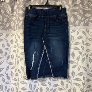 women’s be girl jean skirt size medium